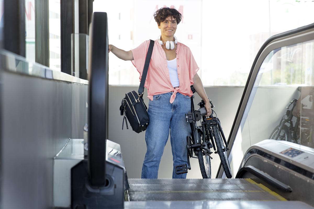 Vélo électrique pliant dans les transports  autorisé ou pas ? Réponses et infos pratiques